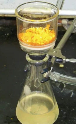 Vákuová filtrácia tuhej zrazeniny