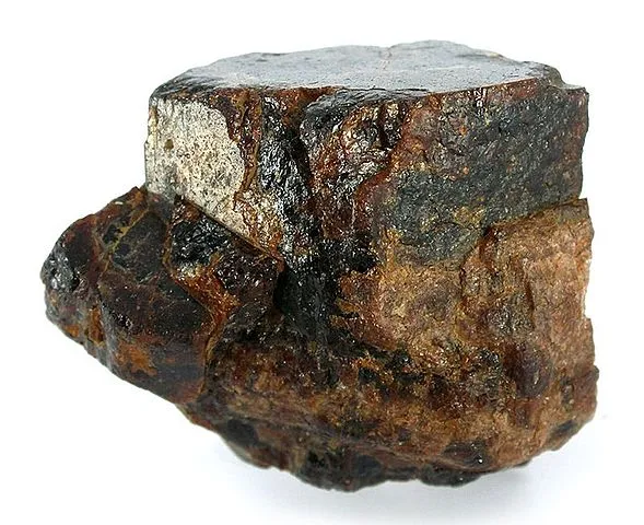 bastnäsit